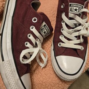 Converse Women's Maroon/Burgundy Chuck Taylor Low Top Sneakers